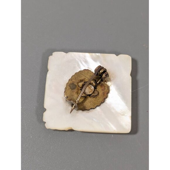 Antique Victorian Carved Style MOP Feather Leaf Pin Brooch C Clasp - Picture 5 of 9